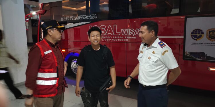 BPTD Sumbar Sambut Pemudik Gratis di Terminal Anak Air