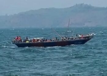 Kapal Terbakar, 148 Orang Meninggal Dunia Ratusan Hilang