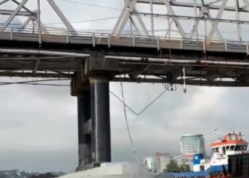 Ini Kata Pelindo Soal Kapal Tongkang Tabrak Jembatan Mahakam