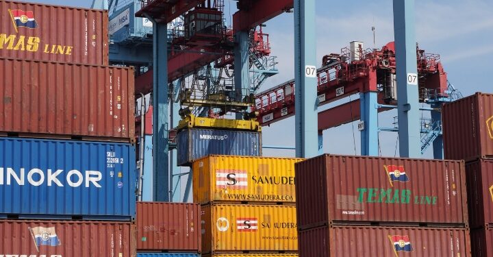 Throughput Tumbuh, IPC TPK Handle 2.316.744 TEUs