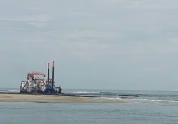 Kapal Senggolan di Pulau Baai, Pelayaran Tetap Normal