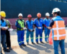 PTP Dengan ‘Jumat Berkah’ di Pelabuhan Priok
