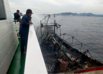 KM Inti Marina VII Terbakar, Dipadamkan Oleh KN Jembio-P.215