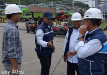 Melihat Kesiapan Pelabuhan ASDP, Para Sopir Truk Mengeluh Tak Boleh Nyeberang Lewat Merak
