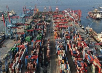 Arus Logistik Jelang Lebaran Meningkat,  Pelindo Antisipasi Kepadatan