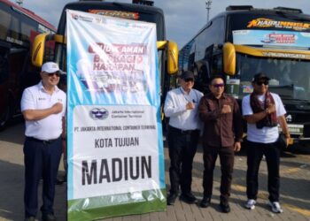 Ratusan Pemudik Gratis JICT & PTP Nonpetikemas ke Jawa