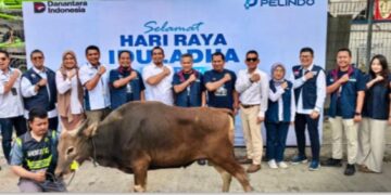 JICT Salurkan 40 Hewan Korban ke Warga Sekitar