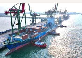 Cosco Masuk Teluk Lamong, Arus Petikemas Internasional Jadi Naik 90%
