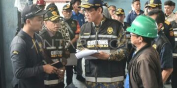 Menkeu : Pembayaran di Pelabuhan Harus Gunakan Rupiah