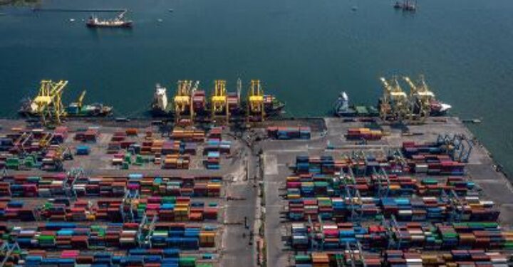 Arus Logistik Nasional Terus Bergerak, Arus Petikemas Internasional Meningkat