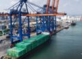Layanan Petikemas di Dermaga Samudera Tanjung Emas Dimulai, Ditandai Beroperasinya QCC Post Panamax