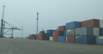 Kapal Petikemas Rutin Keluar Masuk Terminal Kijing, Ekspor Maupun Domestik