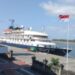 Kapal Island Sky Awali Musim Cruise di Pelabuhan Benoa