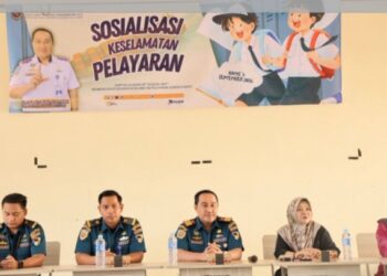 UPP Kintap Edukasi Para Siswa SMKN 1 Bagaimana Pentingnya Keselamatan Pelayaran