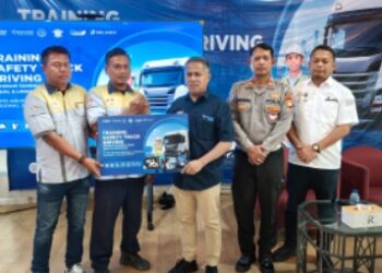 631 Sopir Truk di Pelabuhan Priok Ikut TSA Berkendara Aman