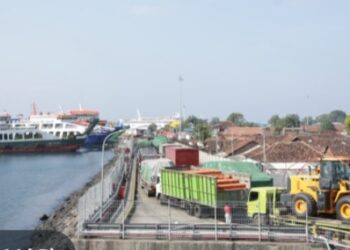 ASDP Optimalkan 23 Kapal Tangani Kepadatan Kendaraan di Ketapang