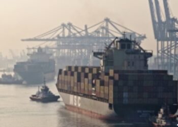 Meski Terdampak Debu, Kapal & Bongkar Muat di Pelabuhan Priok Masih Normal