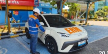 TPS Surabaya Berhasil Mengkonversi Kendaraan Berbahan Bakar Fosil ke Listrik