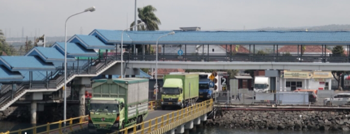 Antrean Kendaraan Ketapang Gilimanuk Terus Berkurang, ASDP Minta Maaf Kepada Para Pengguna Jasanya