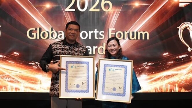 Terminal Teluk Lamong Raih Dua Penghargaan Internasional di Singapura